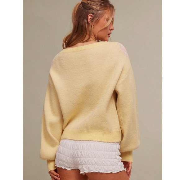 Floral Print Yellow Knit Round Neck Long Sleeve Pullover Sweater - Picture 5 of 6